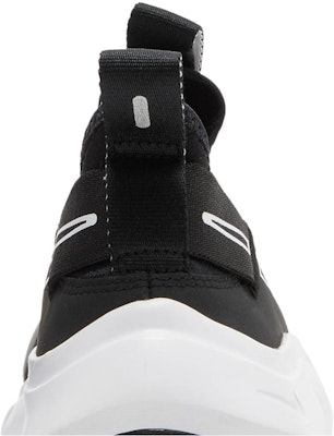 (Youth) Nike Flex Plus 'Black White' CW7415-003 Sizing (Youth) Nike Flex Plus 'Black White' CW7415-003