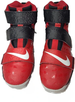 (JR) Nike Force Savage Shark 2 ''Rouge Université Noir'' AQ7723-601 Lookbook (JR) Nike Force Savage Shark 2 ''Rouge Université Noir'' AQ7723-601