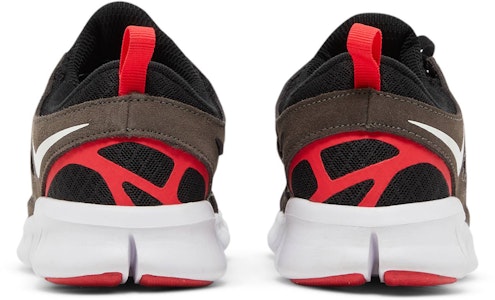 (JR) Nike Free Run 2 'Hitam Siren Merah' DD0163-002 Details for (JR) Nike Free Run 2 'Hitam Siren Merah' DD0163-002