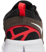 (JR) ナイキ フリー ラン 2 "ブラック/サイレンレッド" DD0163-002 Sizing (JR) ナイキ フリー ラン 2 "ブラック/サイレンレッド" DD0163-002