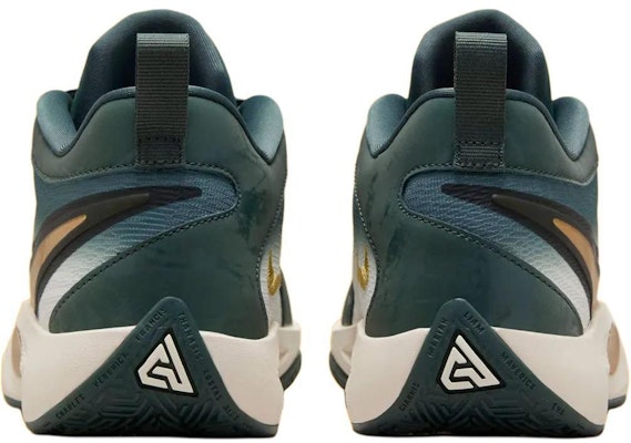 (Youth) Nike Giannis Freak 6 'Vintage Green Metallic Gold' FZ7305-300 Shop (Youth) Nike Giannis Freak 6 'Vintage Green Metallic Gold' FZ7305-300