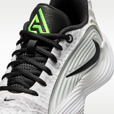 (Youth) Nike Giannis Immortality 5 'White Off White Light Smoke Grey Metallic Silver' IM7588-102 Sizing (Youth) Nike Giannis Immortality 5 'White Off White Light Smoke Grey Metallic Silver' IM7588-102