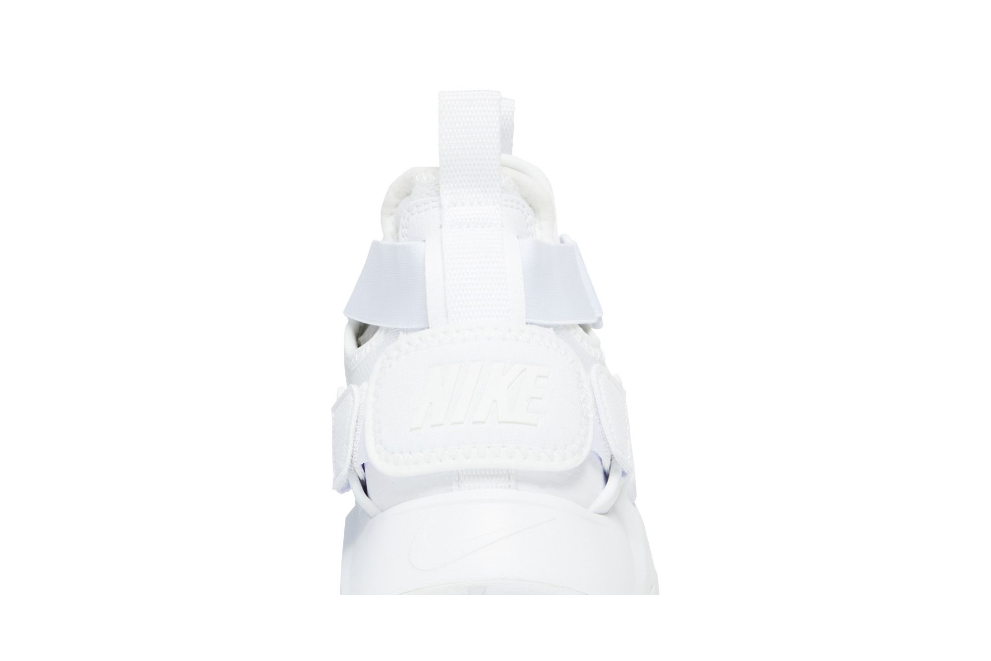 Sizing (JR) Nike Huarache City ''Weiß'' AJ6662-100
