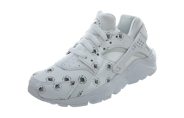 Lookbook 耐吉 Air Huarache Run SE (GS) 華萊士 防滑透氣 低幫復古跑步鞋 白色