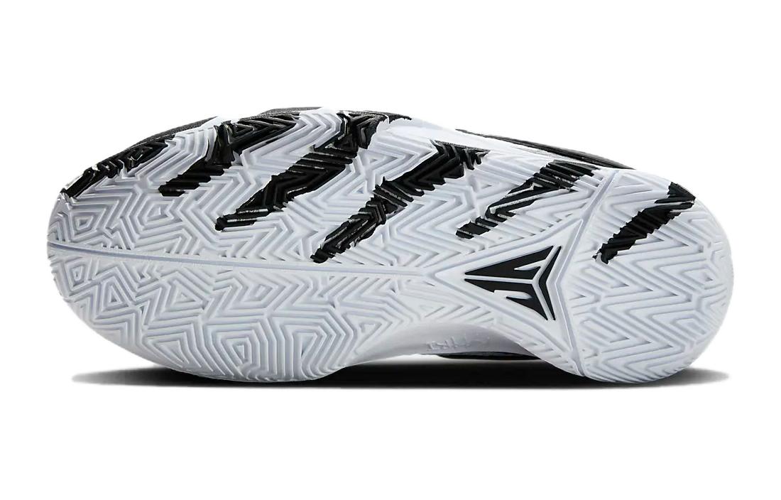 Shop (JR) 耐克 Ja 1&#x27; Scratch 2.0&#x27; 运动鞋 DX2294-102