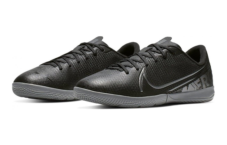 Lookbook (JR) Nike JR Mercurial Vapor 13 Academy IC ''Nero Argento'' AT8137-001