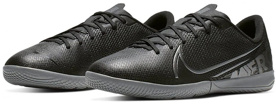 (JR) Nike JR Mercurial Vapor 13 Academy IC ''Nero Argento'' AT8137-001 Lookbook (JR) Nike JR Mercurial Vapor 13 Academy IC ''Nero Argento'' AT8137-001