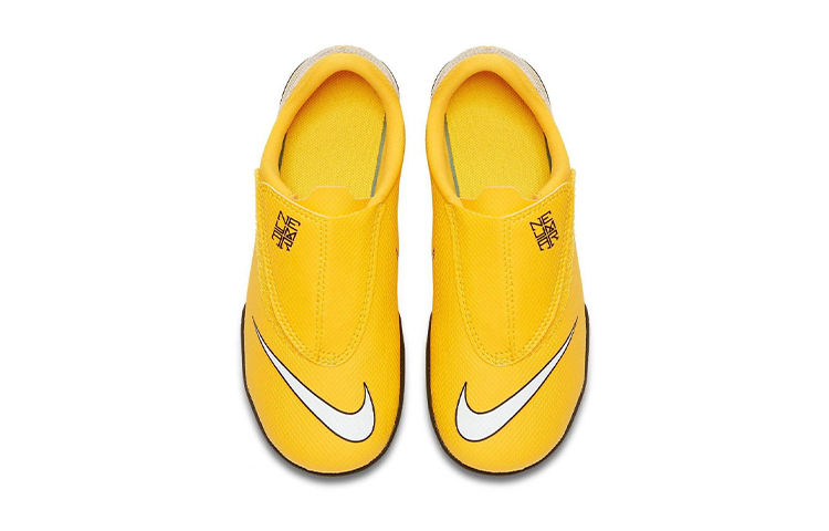 Lookbook 童鞋 Nike JR Vaporx 12 Club NJR TF 草地低筒足球鞋 黃色