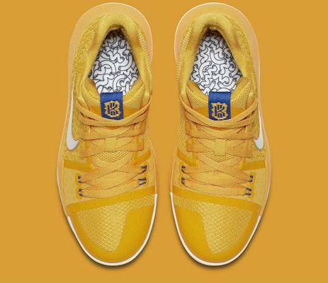 (JR) Nike Kyrie 3 'Mac dan Keju' 859466-791 Shop (JR) Nike Kyrie 3 'Mac dan Keju' 859466-791