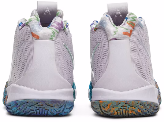 (JR) Nike Kyrie 4 '90-an' AA2897-902 Details for (JR) Nike Kyrie 4 '90-an' AA2897-902