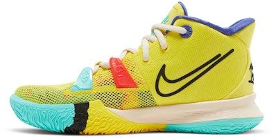 大童 Nike Kyrie 7 歐文7 “1 World 1 People” 和平與愛 實戰 防滑 中幫 籃球鞋 黃色 Lookbook 大童 Nike Kyrie 7 歐文7 “1 World 1 People” 和平與愛 實戰 防滑 中幫 籃球鞋 黃色