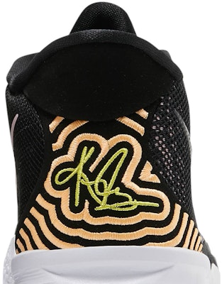 (JR) 나이키 카이리 7 "잔향" (Nike Kyrie 7 "Afterglow") CT4080-015 Sizing (JR) 나이키 카이리 7 "잔향" (Nike Kyrie 7 "Afterglow") CT4080-015
