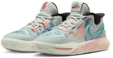 (JR) 耐克Kyrie 8 GO '白色大学红' DQ8076-002 Lookbook (JR) 耐克Kyrie 8 GO '白色大学红' DQ8076-002