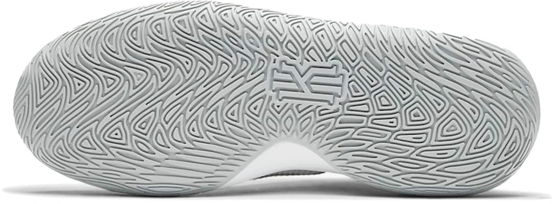 (JR) Nike Kyrie Flytrap 4 ''Wit Zwart'' CT5537-100 Details for (JR) Nike Kyrie Flytrap 4 ''Wit Zwart'' CT5537-100