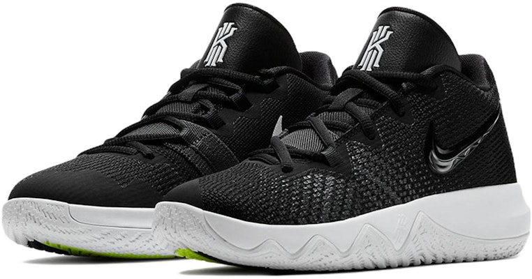(JR) Nike Kyrie Flytrap 'Hitam' AA1154-001 Lookbook (JR) Nike Kyrie Flytrap 'Hitam' AA1154-001