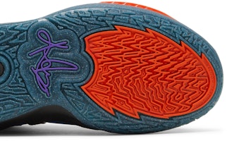 (JR) カイリー インフィニティ SE "タイダイ" DM3894-410 Purchase (JR) カイリー インフィニティ SE "タイダイ" DM3894-410