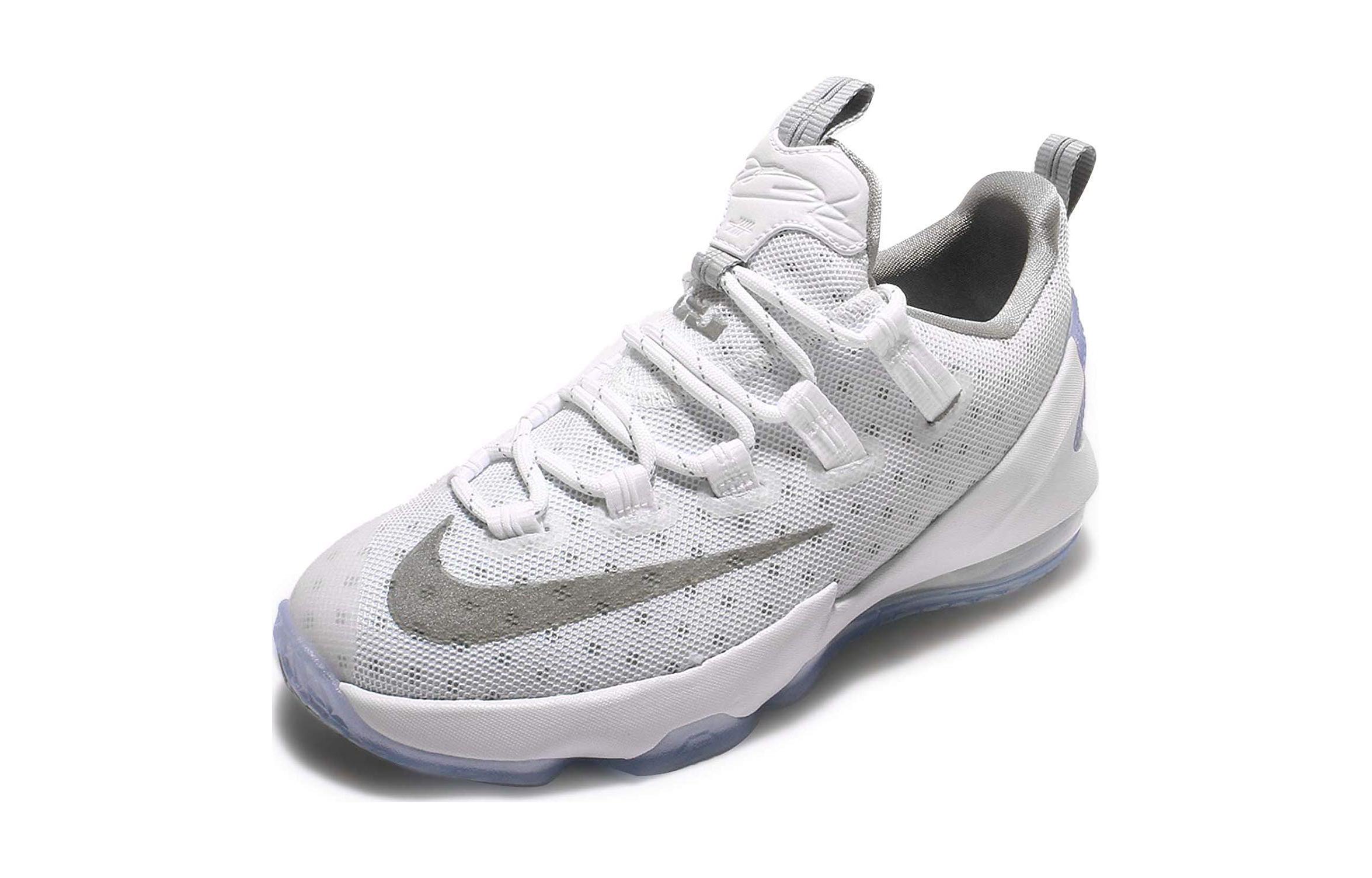 Lookbook (JR) Nike LeBron 13 Low Sneakers 834347-100