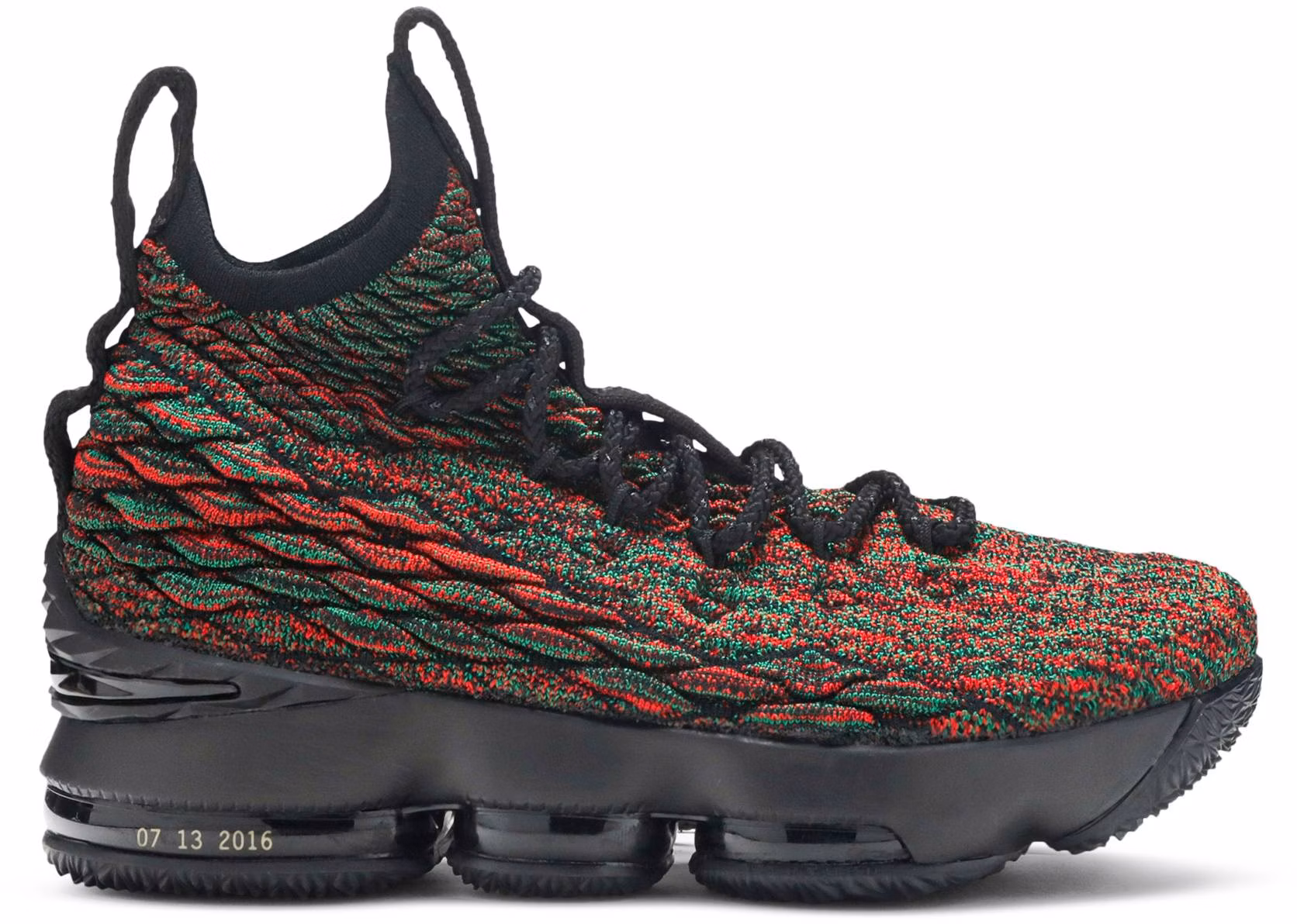 youth-nike-lebron-15-bhm-943762-900
