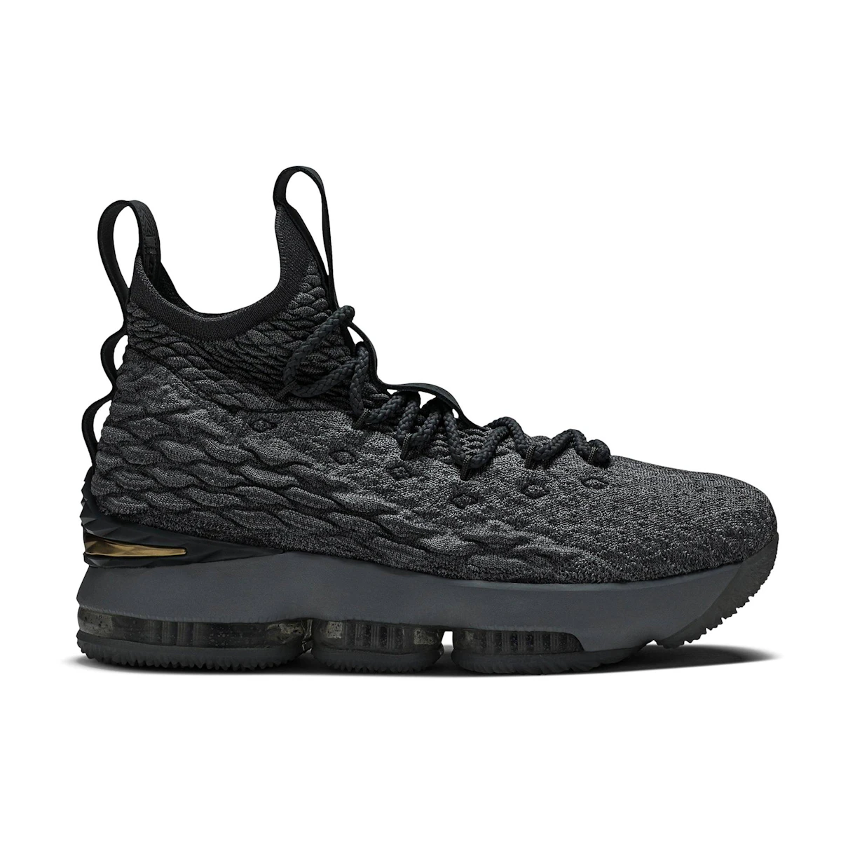 Buy Nike LeBron 15 Novelship Novelship1