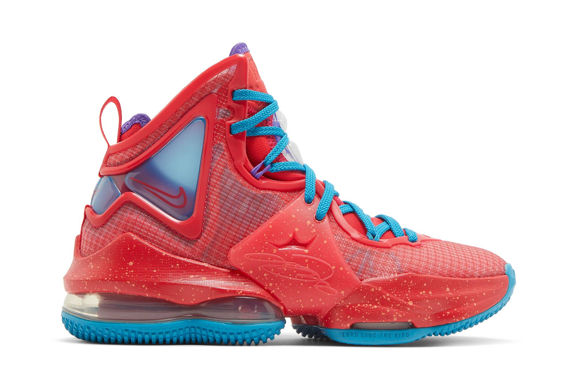 Nike Lebron James Youth Basketball Shoes | Youth basketball shoes,  Basketball shoes, Lebron james