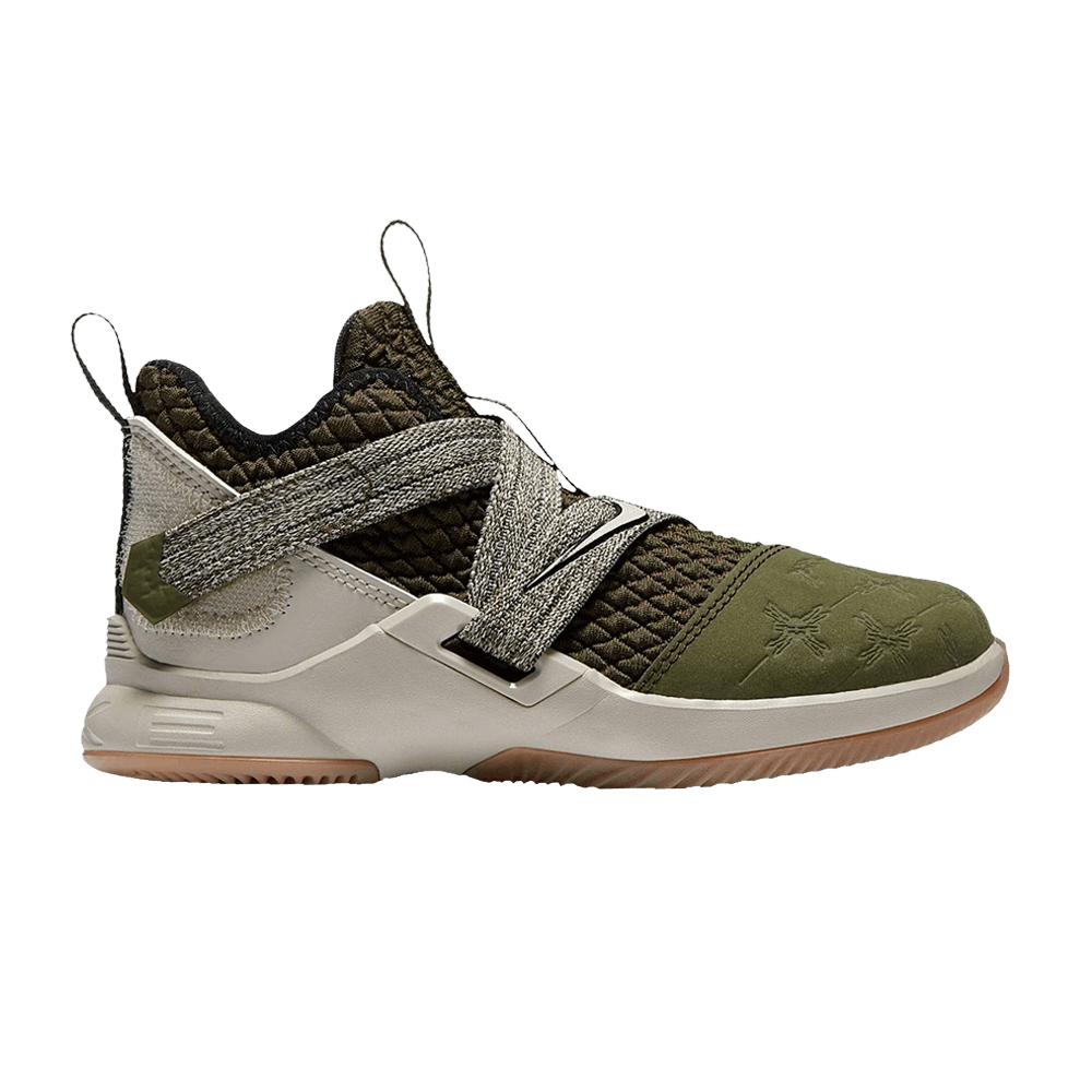 Buy (JR) レブロンソルジャー12 "海と陸" (Reburon Sorujā 12 "Umi to Riku") AA1353-300