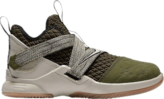 (Youth) Nike LeBron Soldier 12 'Land and Sea' AA1353-300 (Youth) Nike LeBron Soldier 12 'Land and Sea' AA1353-300