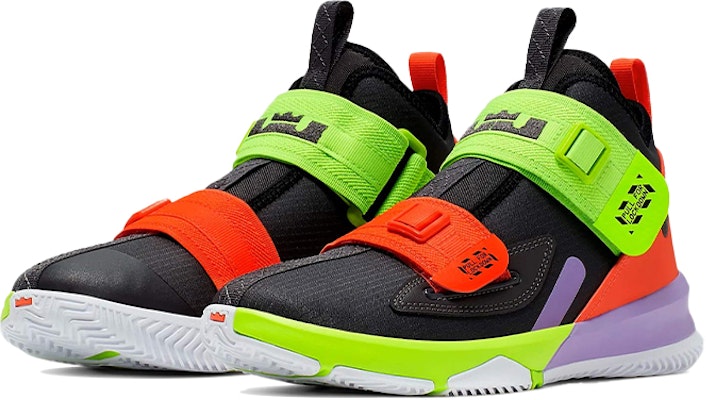 (JR) Nike LeBron Soldier 13 'Abu Petir Hijau Merah' AR7585-002 Order (JR) Nike LeBron Soldier 13 'Abu Petir Hijau Merah' AR7585-002