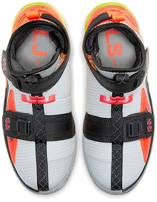 (Youth) Nike LeBron Soldier 13 Flyease 'Light Smoke Grey Crimson' CJ1317-066 Shop (Youth) Nike LeBron Soldier 13 Flyease 'Light Smoke Grey Crimson' CJ1317-066