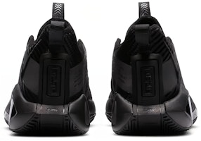 耐吉 Zoom Soldier 14 詹姆斯 士兵14 減震防滑 中幫 實戰籃球鞋 GS 黑 Purchase 耐吉 Zoom Soldier 14 詹姆斯 士兵14 減震防滑 中幫 實戰籃球鞋 GS 黑