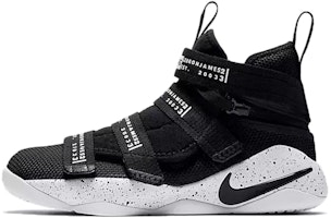 (Youth) Nike LeBron Soldier XI 'Black White' AJ6985-002 (Youth) Nike LeBron Soldier XI 'Black White' AJ6985-002