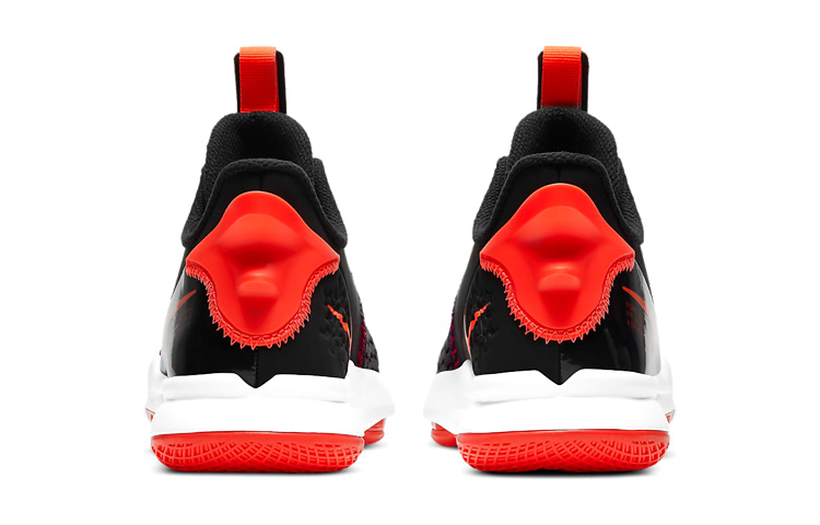 Purchase (JR) Nike LeBron Witness 5 ''Bred'' Scarpe da Basket CT4629-005