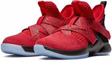 (JR) Nike LeBron Zoom Soldier 7 'Universiti Merah Hitam' AA1352-660 Lookbook (JR) Nike LeBron Zoom Soldier 7 'Universiti Merah Hitam' AA1352-660