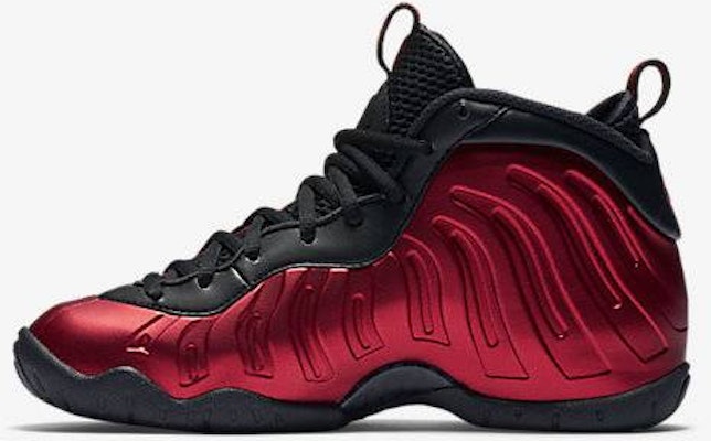 Nike Foamposite Pro University Red 紅黑泡 中幫 籃球鞋 GS 紅黑 Lookbook Nike Foamposite Pro University Red 紅黑泡 中幫 籃球鞋 GS 紅黑