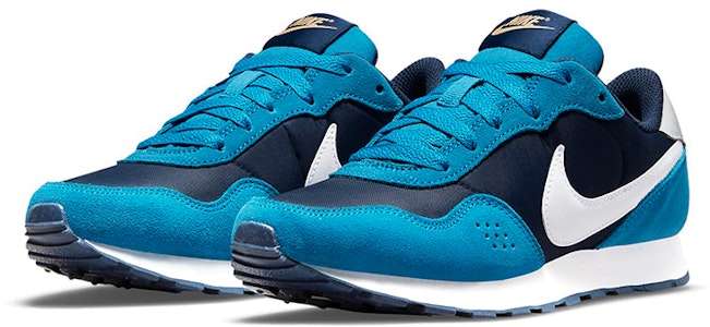 (JR) Nike MD Valiant 'Tengah Malam Biru Diraja' CN8558-404 Lookbook (JR) Nike MD Valiant 'Tengah Malam Biru Diraja' CN8558-404