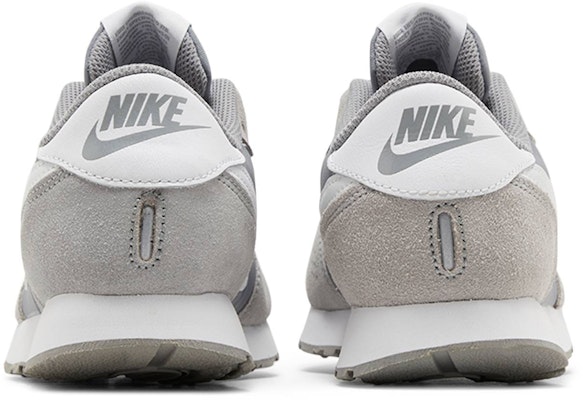 (Youth) Nike MD Valiant 'Particle Grey' CN8558-001 Details for (Youth) Nike MD Valiant 'Particle Grey' CN8558-001