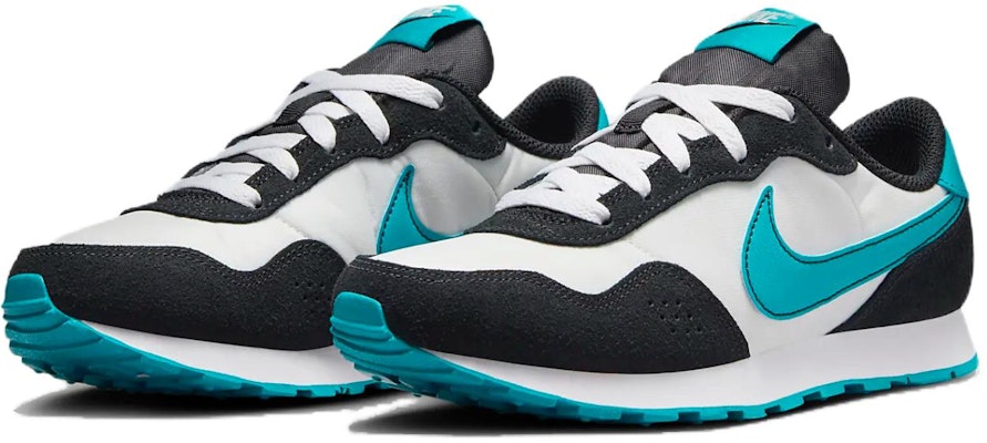 (JR) 나이키 MD 밸리언트 '화이트 블랙 틸' (Nike MD Valiant '화이트 블랙 틸') CN8558-112 Lookbook (JR) 나이키 MD 밸리언트 '화이트 블랙 틸' (Nike MD Valiant '화이트 블랙 틸') CN8558-112