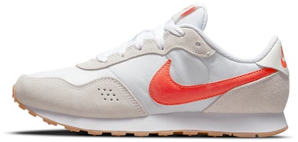 (Youth) Nike MD Valiant 'White Orange' CN8558-103 (Youth) Nike MD Valiant 'White Orange' CN8558-103