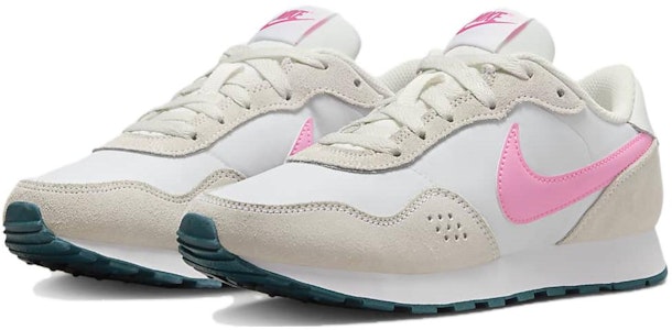 (JR) Nike MD Valiant 'Blanco Rosa Hechizo' CN8558-111 Lookbook (JR) Nike MD Valiant 'Blanco Rosa Hechizo' CN8558-111