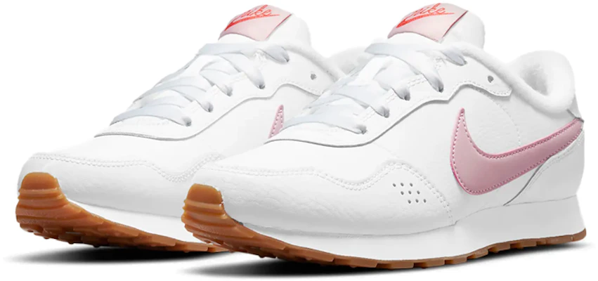 (JR) Nike MD Valiant SE 'Blanco Rosa' DB3185-100 Lookbook (JR) Nike MD Valiant SE 'Blanco Rosa' DB3185-100