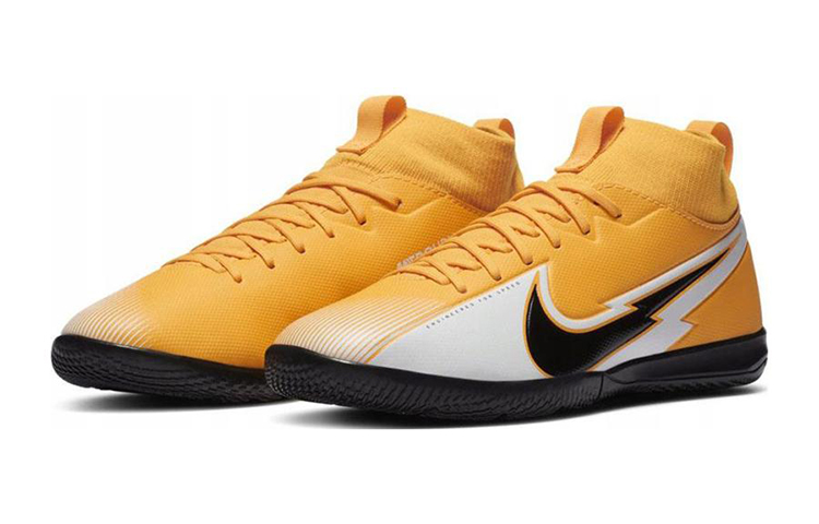 Lookbook (JR) Nike Mercurial Superfly 7 Academy IC ''Daybreak Pack'' Scarpe da Calcio Indoor AT8135-801