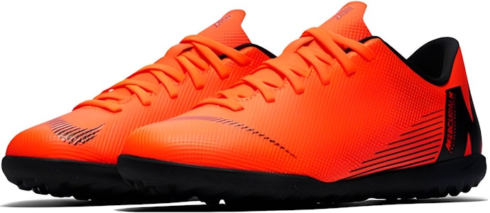 (JR) Nike Mercurial Vapor 12 Club TF 'Oren Hitam Keseluruhan' AH7355-810 Lookbook (JR) Nike Mercurial Vapor 12 Club TF 'Oren Hitam Keseluruhan' AH7355-810