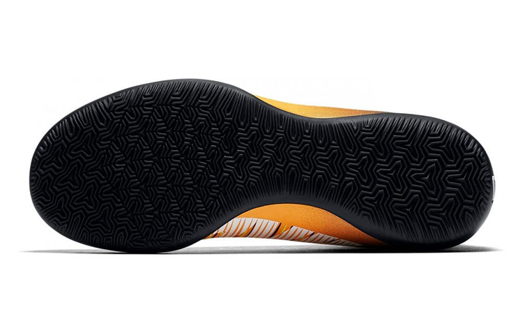 Details for 兒童 Nike JR Mercurialx Victory 6 DF IC 室內場地足球鞋 黑黃色