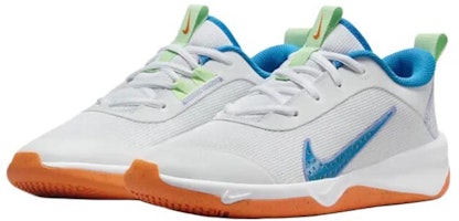 耐吉 (Nike) Omni 減震防滑 低筒 生活休閒鞋 GS 白藍 Lookbook 耐吉 (Nike) Omni 減震防滑 低筒 生活休閒鞋 GS 白藍