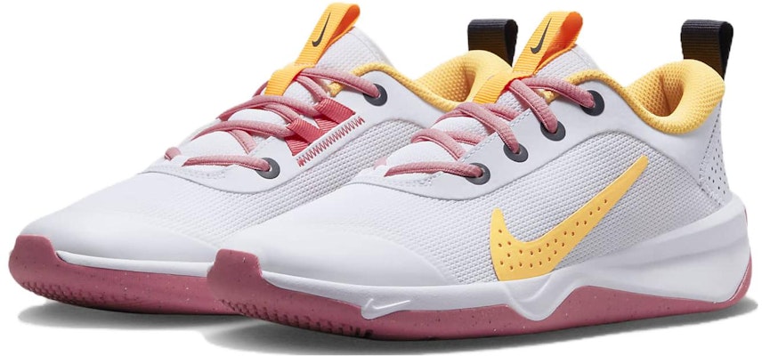 (TD) Nike Omni Multi-Court 'Putih' DM9027-102 Lookbook (TD) Nike Omni Multi-Court 'Putih' DM9027-102