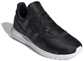 (JR) 나이키 오리지널 플렉스 J "블랙 화이트" GZ7017 Lookbook (JR) 나이키 오리지널 플렉스 J "블랙 화이트" GZ7017