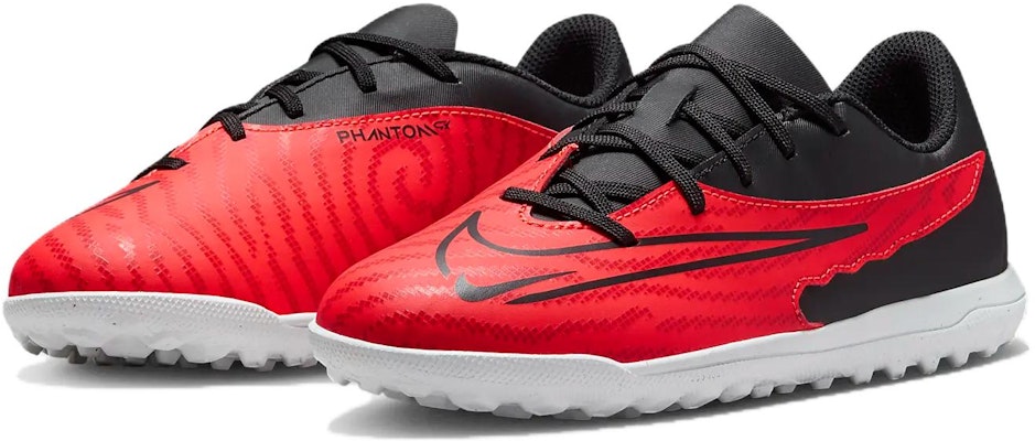 (JR) Nike Phantom GX Club TF 'Merah Hitam Universitas' DD9567-600 Lookbook (JR) Nike Phantom GX Club TF 'Merah Hitam Universitas' DD9567-600