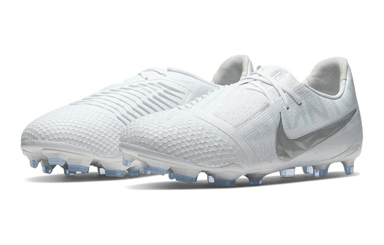 Lookbook (JR) Nike Phantom Venom Elite FG 'Putih Platinum Metalik' AO0401-100