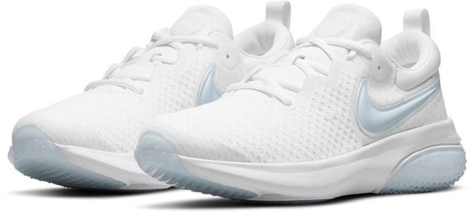 (JR) Nike Project Pod 'Putih Platinum Tint' CQ4397-100 Lookbook (JR) Nike Project Pod 'Putih Platinum Tint' CQ4397-100