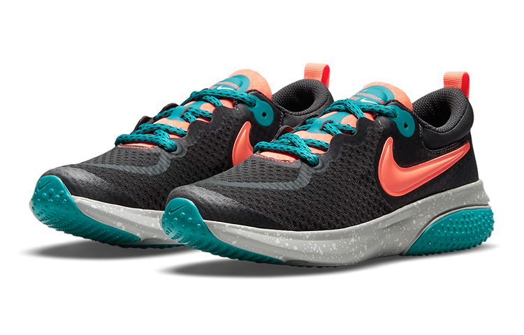 Lookbook (JR) Nike Project Pod SE 'Kelabu Asap Gelap Jingga Terang' DC9228-001