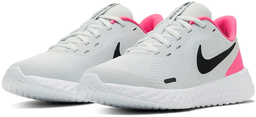 (Youth) Nike Revolution 5 'Photon Dust Hyper Pink' BQ5671-010 Lookbook (Youth) Nike Revolution 5 'Photon Dust Hyper Pink' BQ5671-010